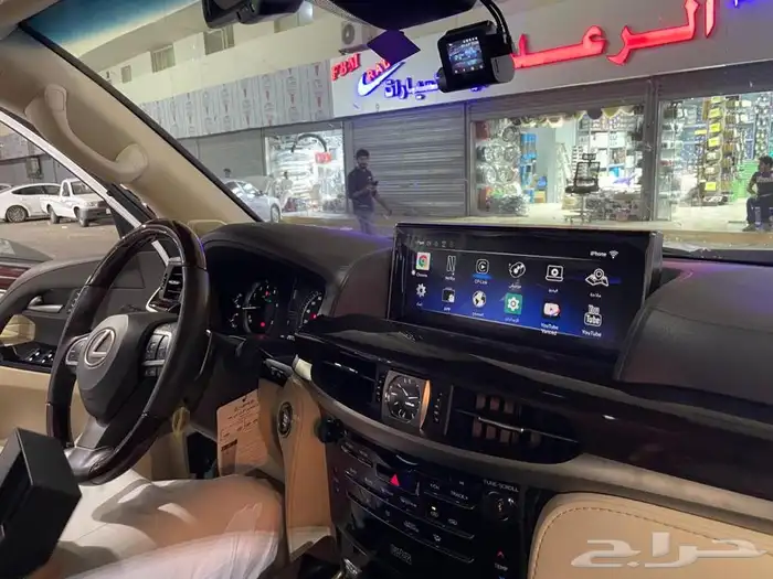 انترفيس لكزس LX570 2020 11