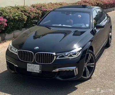 بي ام دبليو 2017 فل كامل740 اعلي مواصفات بدون حوادث اورش 0