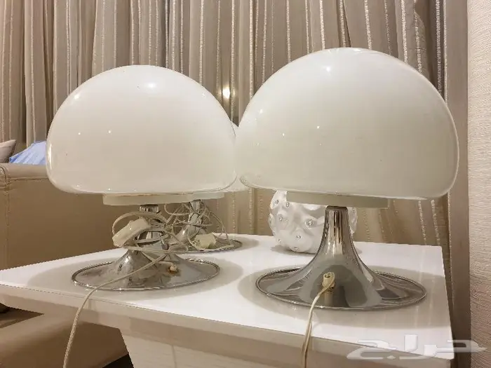 طقم نجفة اباجورة اضاءة طاولات وارضيات سويسرية ايطالية انتيك 3