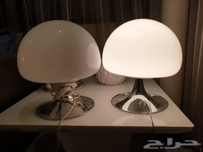 طقم نجفة اباجورة اضاءة طاولات وارضيات سويسرية ايطالية انتيك 0