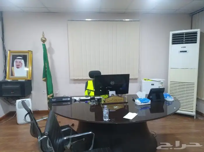 ستائر مكاتب شرائح مكتبيه عموديه معدنيه رول 7