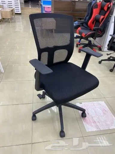 للبيع اثاث مكتبي ومنزلي بالرياض 13