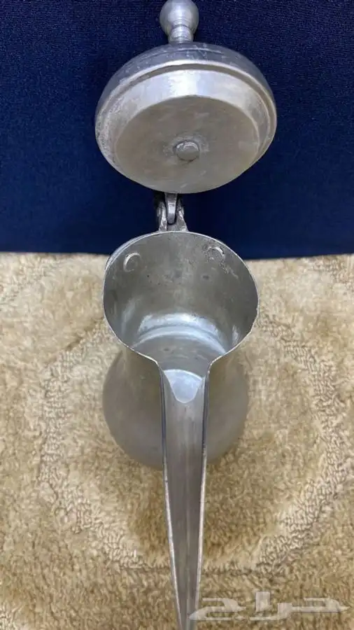دلة قديمة مربوبة عمل مزعل 5