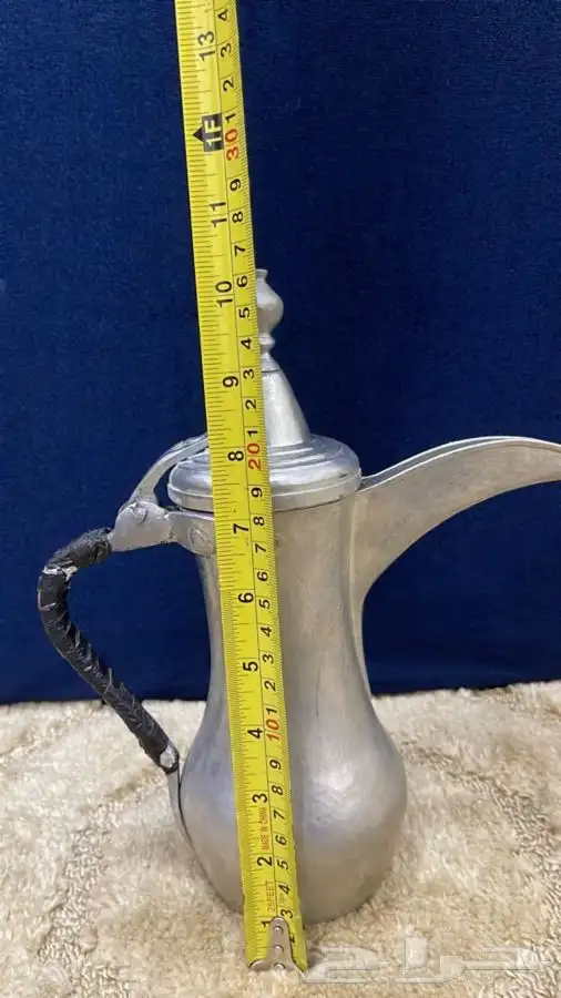 دلة قديمة مربوبة عمل مزعل 1