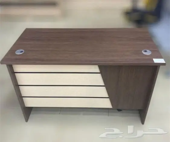 للبيع اثاث مكتبي ومنزلي بالرياض 17