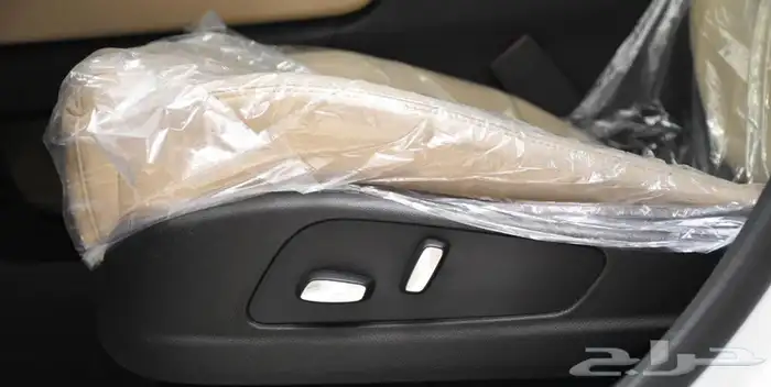 جيب كاديلالك XT5بحاله الجديد بدون حوادث او رش 28