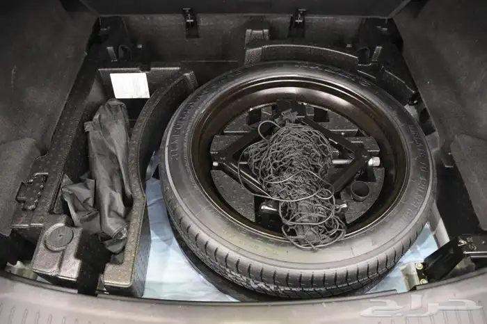 جيب كاديلالك XT5بحاله الجديد بدون حوادث او رش 42