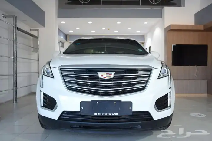 جيب كاديلالك XT5بحاله الجديد بدون حوادث او رش 0