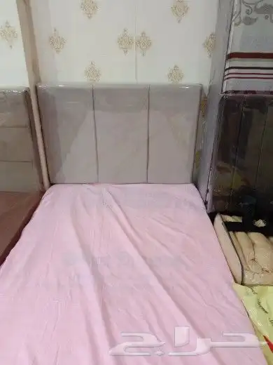 سرير مع مرتبه 6