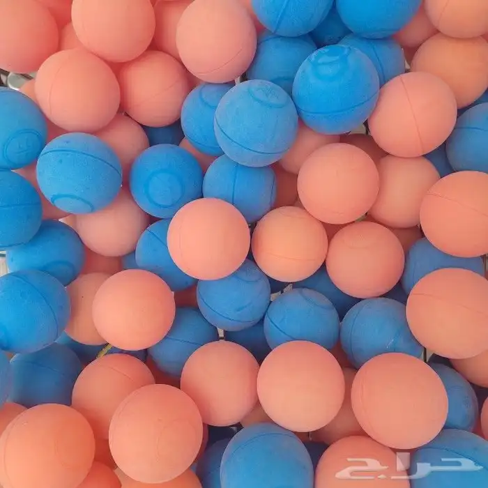 للعاب كرات صغيره متوفر كميه قليله.. 1