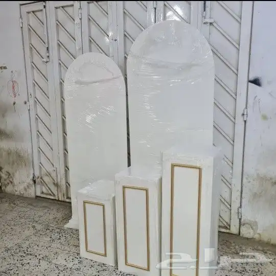 طاولات ومداخل تفصيل حسب الطلب ل 56