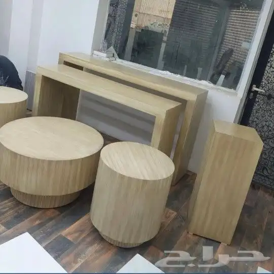 طاولات ومداخل تفصيل حسب الطلب ل 80