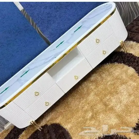 طاولات ومداخل تفصيل حسب الطلب ل 89