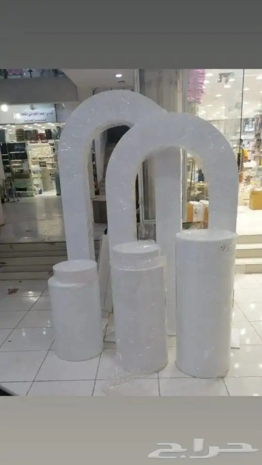 طاولات ومداخل تفصيل حسب الطلب ل 19