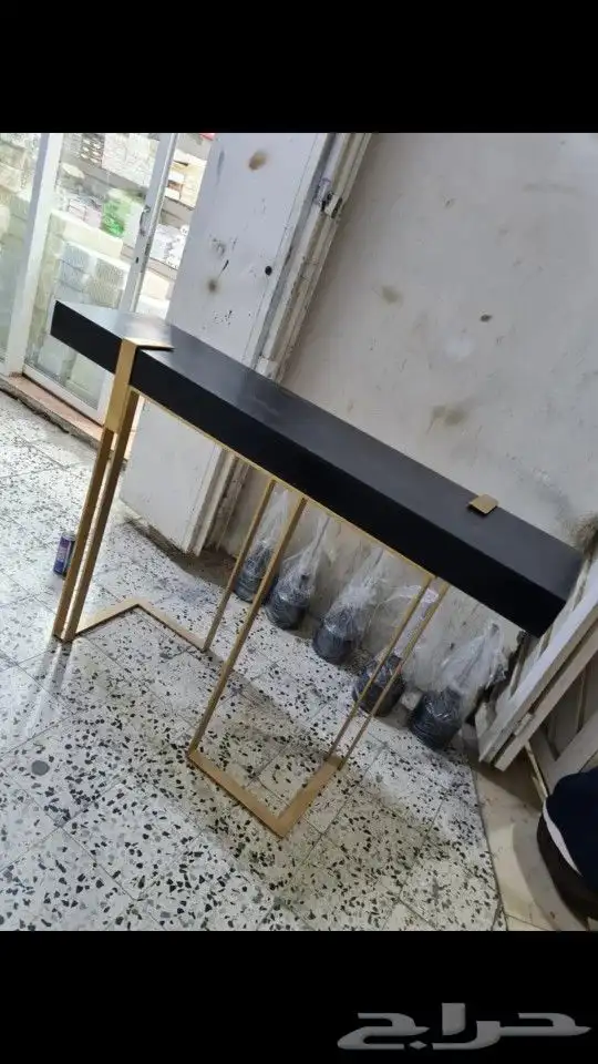 طاولات ومداخل تفصيل حسب الطلب ل 31