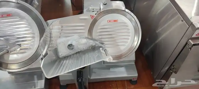 منشار لحم قطاعة دجاج وقطاعة لانشون فرامة لحم 0