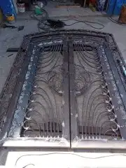 ورشه تعز الشرقيه للحداده والالمنيوم 23