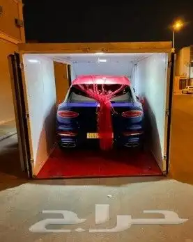 سطحة للنقل السيارات و الدراجات من الامارات 1