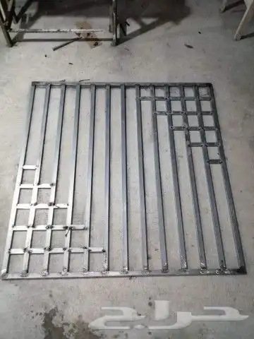 ورشه تعز الشرقيه للحداده والالمنيوم 76