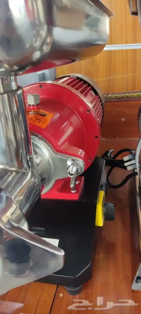 منشار لحم قطاعة دجاج وقطاعة لانشون فرامة لحم 5