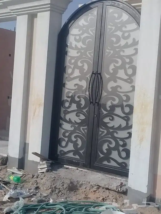 ورشه تعز الشرقيه للحداده والالمنيوم 21