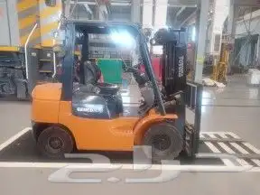 رافعه شوكيه ايجار فوركلفت forklift روافع لفت 2