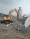 بكلين لقص الاراضي وبناالحجر والردميات والهدم 3