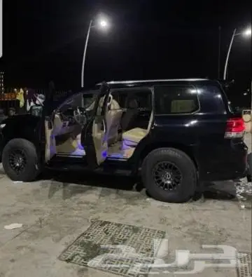 إكسسوارات جيب لاندكروزر وتنجيدة الوكاله 6