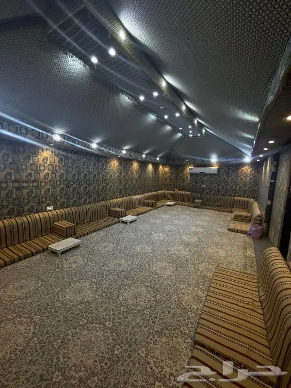 مخيم للبيع 13