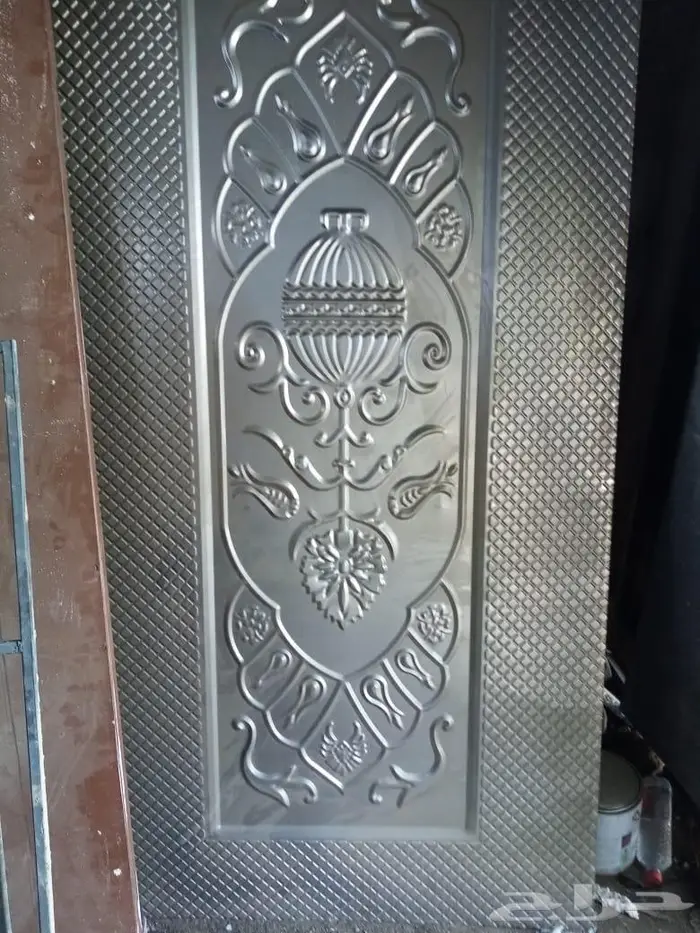 مصنع غصن الأخشاب للأبواب الخشبيه والالومنيوم والحدايد 40