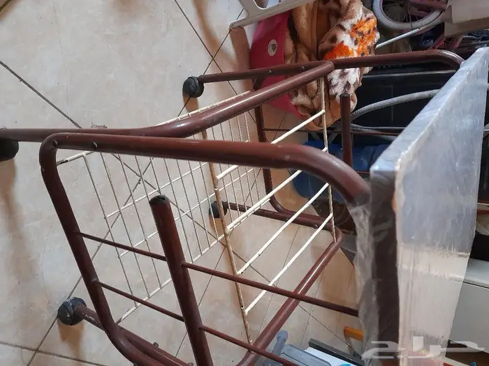 طاولة طعام أو مطبخ متحركة 0