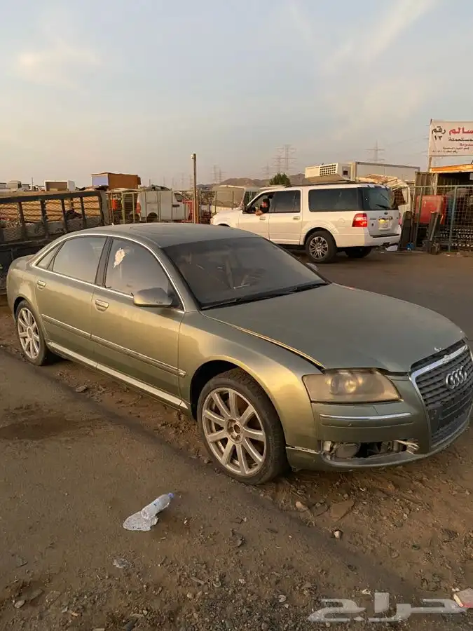 قطع غيار تشليح اودي اي 8 موديل 2007 - 2010 1