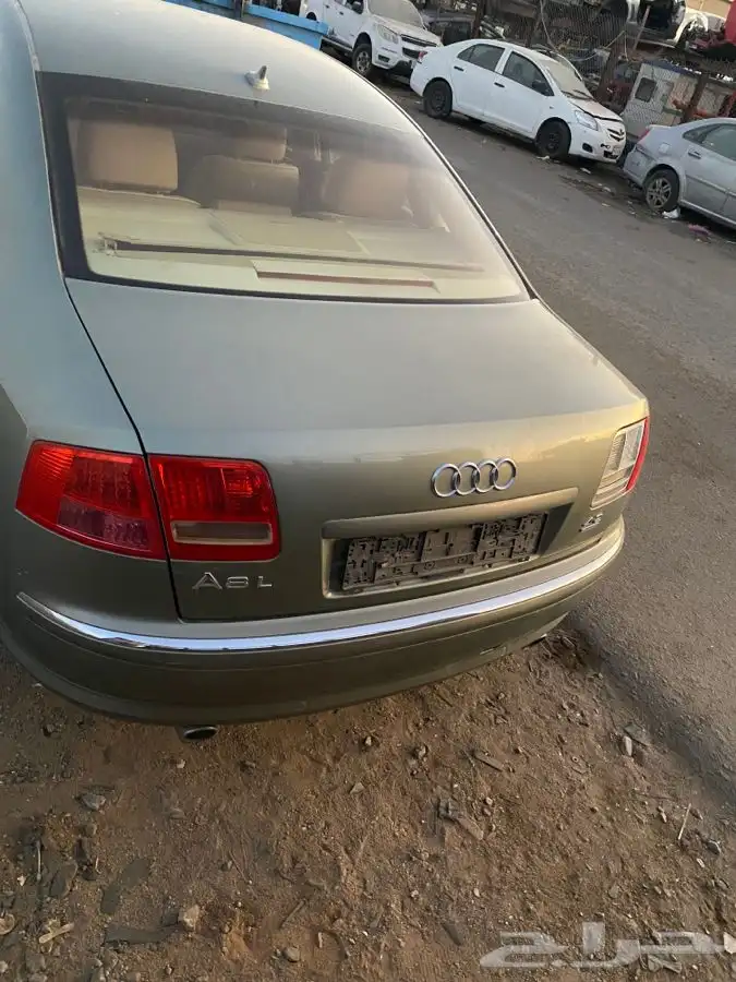 قطع غيار تشليح اودي اي 8 موديل 2007 - 2010 7