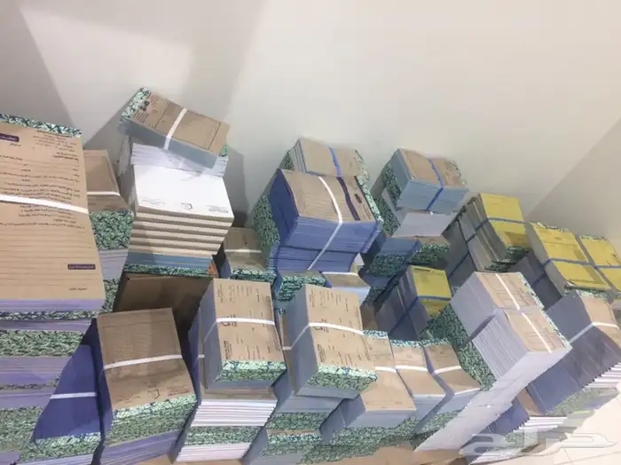 طباعة كروت فواتير ستيكرات لواصق بنر سندات عقود اختام مطبعة 23