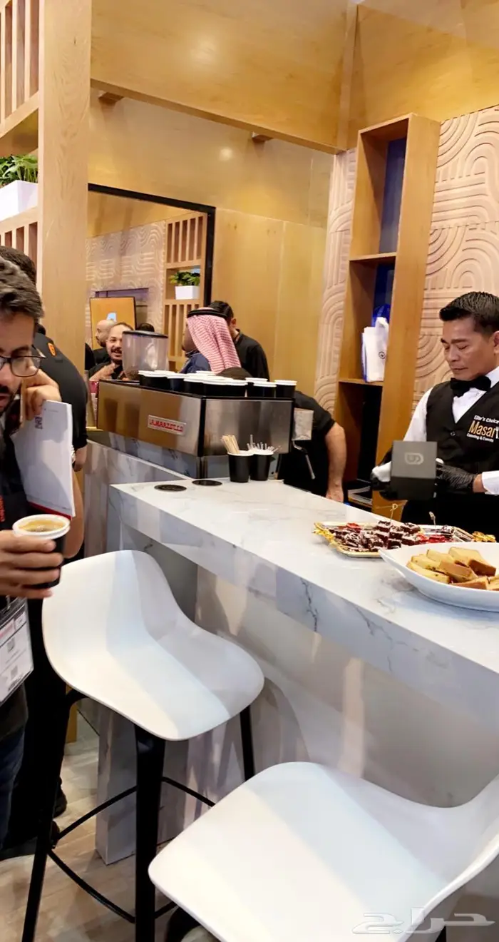 معدات مقاهي للإجار مكاين قهوة ومعارض 2