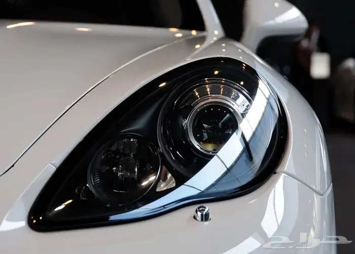 قزاز شمعات بورش باناميرا  0