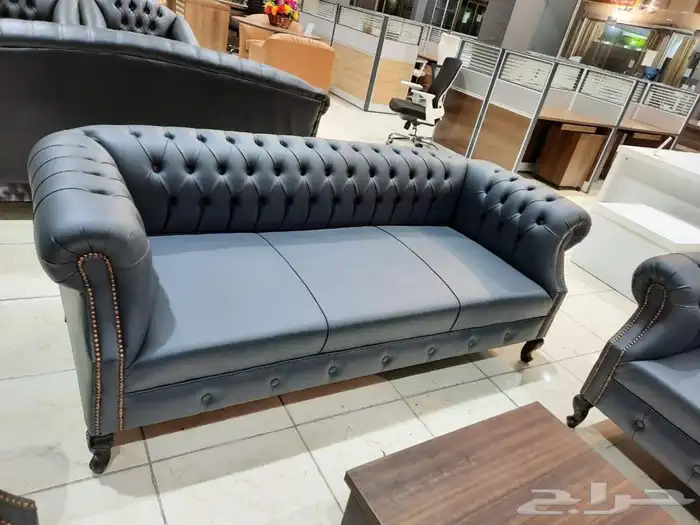 كنب جلد مكتبي جديد بالكرتون 4