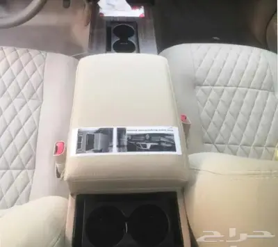 تكايات فورد ماركيز و فكتوريا و تاون كار 26