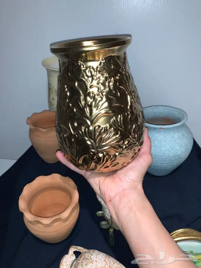 مجموعة تحف فخارية عتيقة .. 11