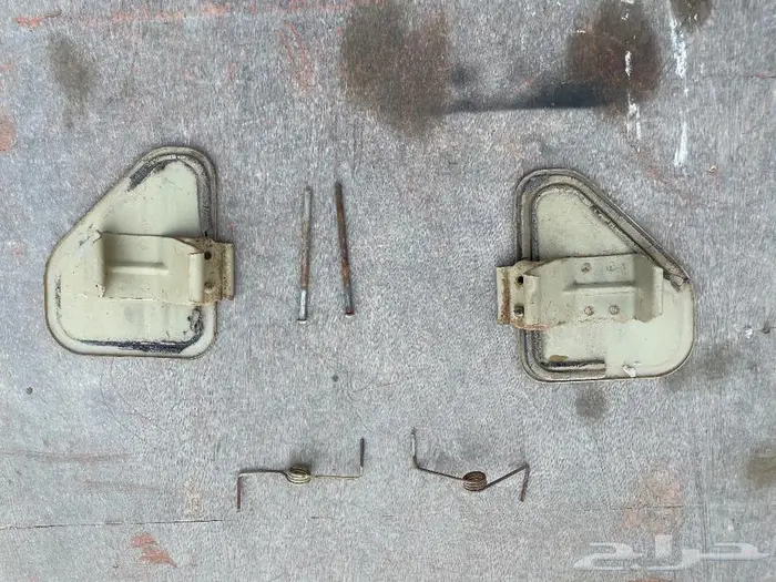 قطع تشليح جيب ربع موديل 84 وتحت ( الموقع القنفذة) 4