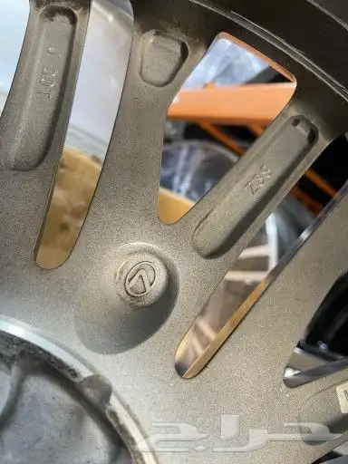 جنوط لكزس ار اكس مقاس 20 اصلي موديل 2021 7