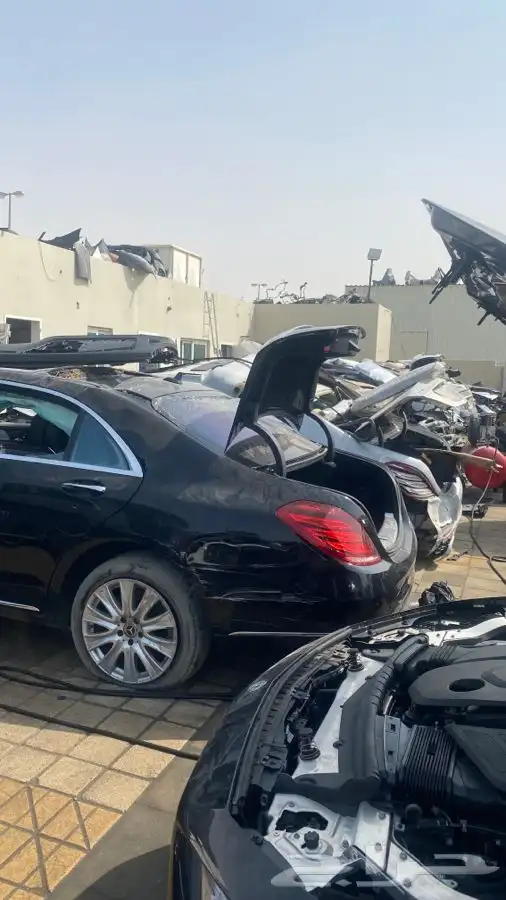 قطع غيار من الامارات مرسيدس بي ام بورش اودي رنج روفر ميزراتي 40