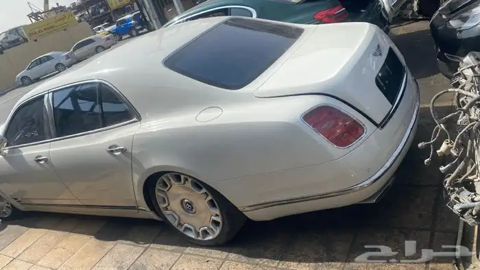 قطع غيار من الامارات مرسيدس بي ام بورش اودي رنج روفر ميزراتي 26