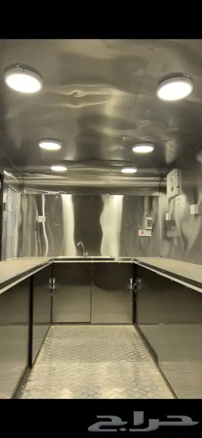 عربة فود تراك تصميم كلاسيك 4