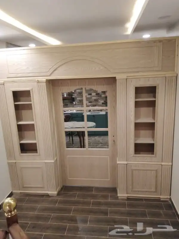 ابواب خشب زجاج وجميع الديكورات 1