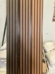 عشب صناعي وجداري وخشب مضلع مستودعات الجملة 16