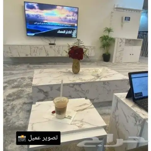 طاولات تلفاز معلقه او على الارض 10