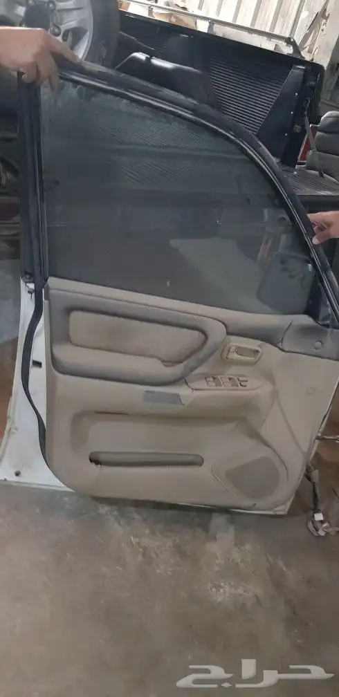 قطع لاندكروزر من 98 الى 2007 2
