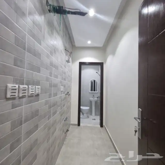ملحق خمس غرف للبيع مع السطوح 4