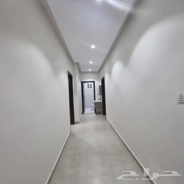 ملحق خمس غرف للبيع مع السطوح 0